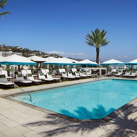 เดอะลอนดอน เวสต์ ฮอลลีวูด แอต เบเวอร์ลี ฮิลล์ส Hotel West Hollywood ภายนอก รูปภาพ The pool at the Beverly Hills Hotel