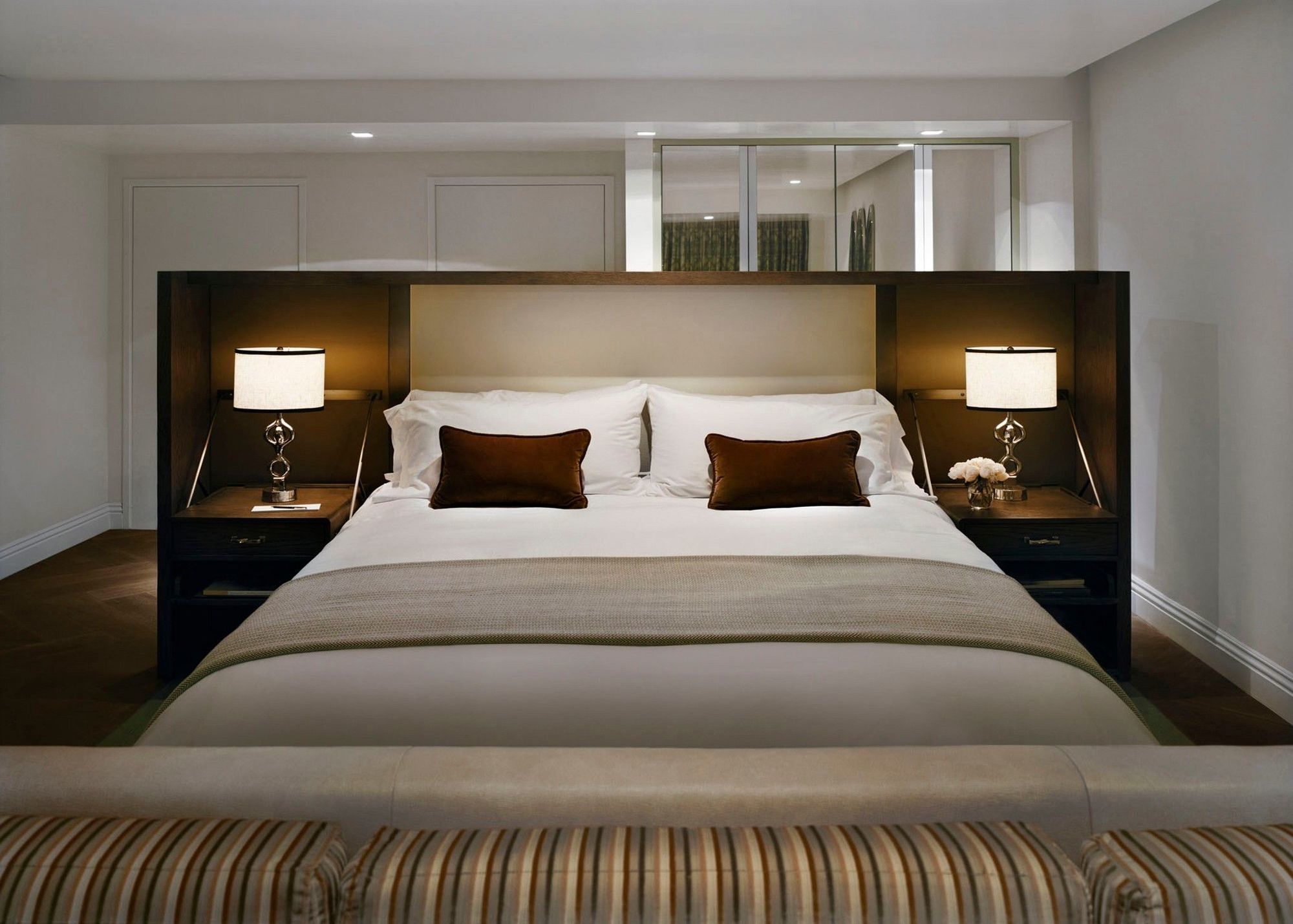 เดอะลอนดอน เวสต์ ฮอลลีวูด แอต เบเวอร์ลี ฮิลล์ส Hotel West Hollywood ห้อง รูปภาพ A bedroom
