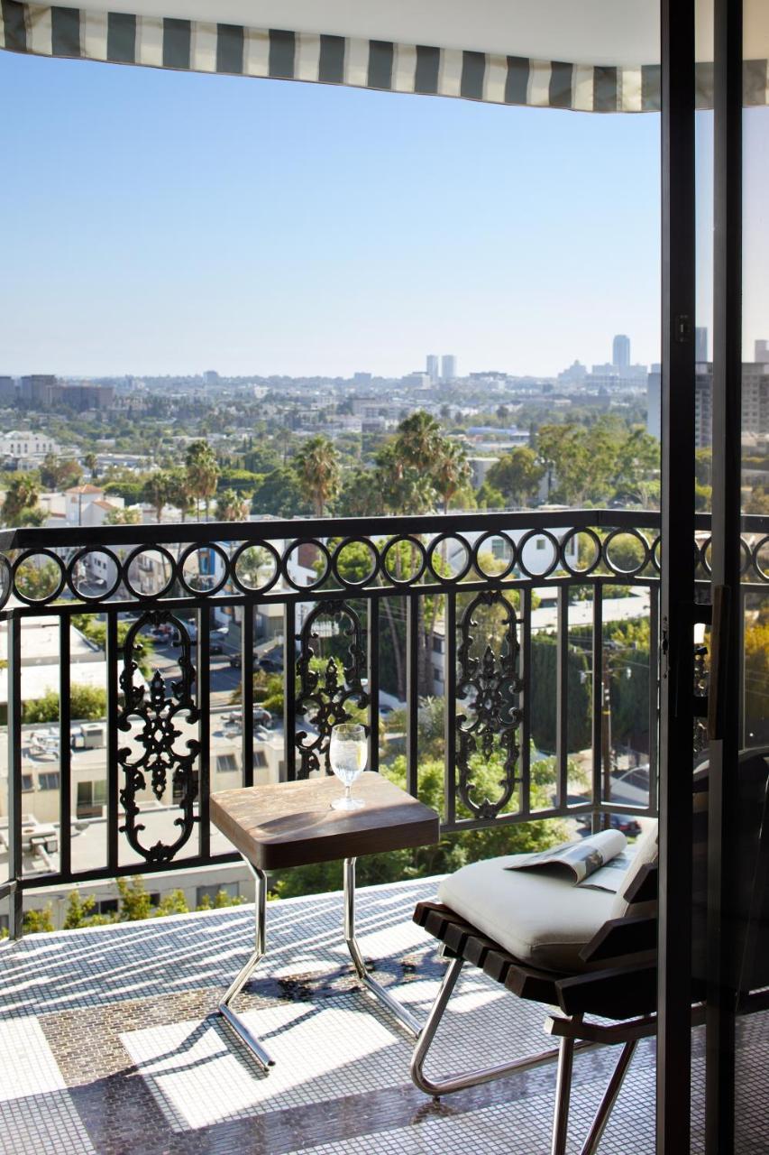 เดอะลอนดอน เวสต์ ฮอลลีวูด แอต เบเวอร์ลี ฮิลล์ส Hotel West Hollywood ภายนอก รูปภาพ View from the balcony of a suite at the Beverly Hills Hotel